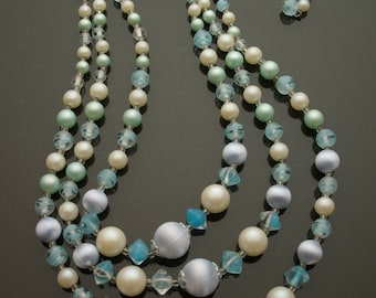 Blue & White 3 Strand Necklace 60s Mod Mad Men Made in Japan Givre Glass Beads Faux Pearls VLV Burlesque