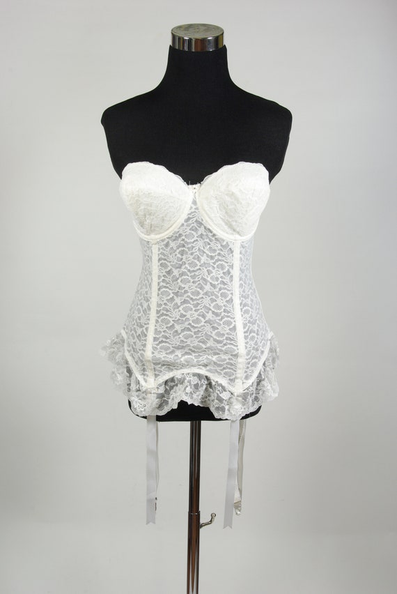 Lacy White Size 34D 80s Corset Goddess Brand Union Label 