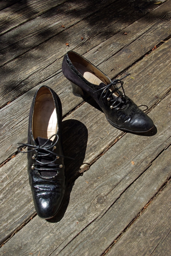 Scarpe vintage con lacci: scarpe da nonna in nabuk e finto coccodrillo,  taglia US 9 - Etsy Italia