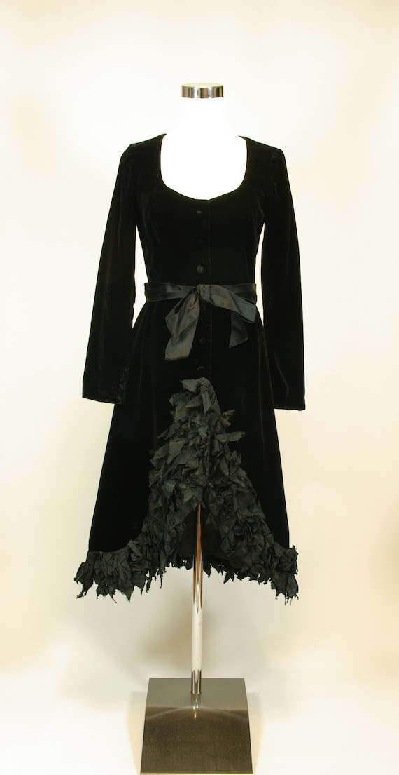 Ferdinando Sarmi Black Velvet and Ribbon Designer