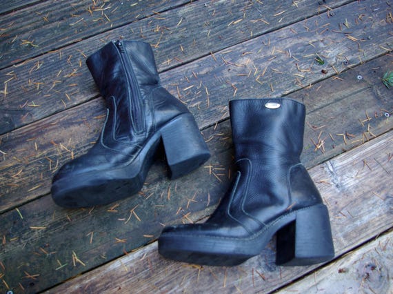 Y2K Sketchers Platform Boots Women's US 7.5 - image 1