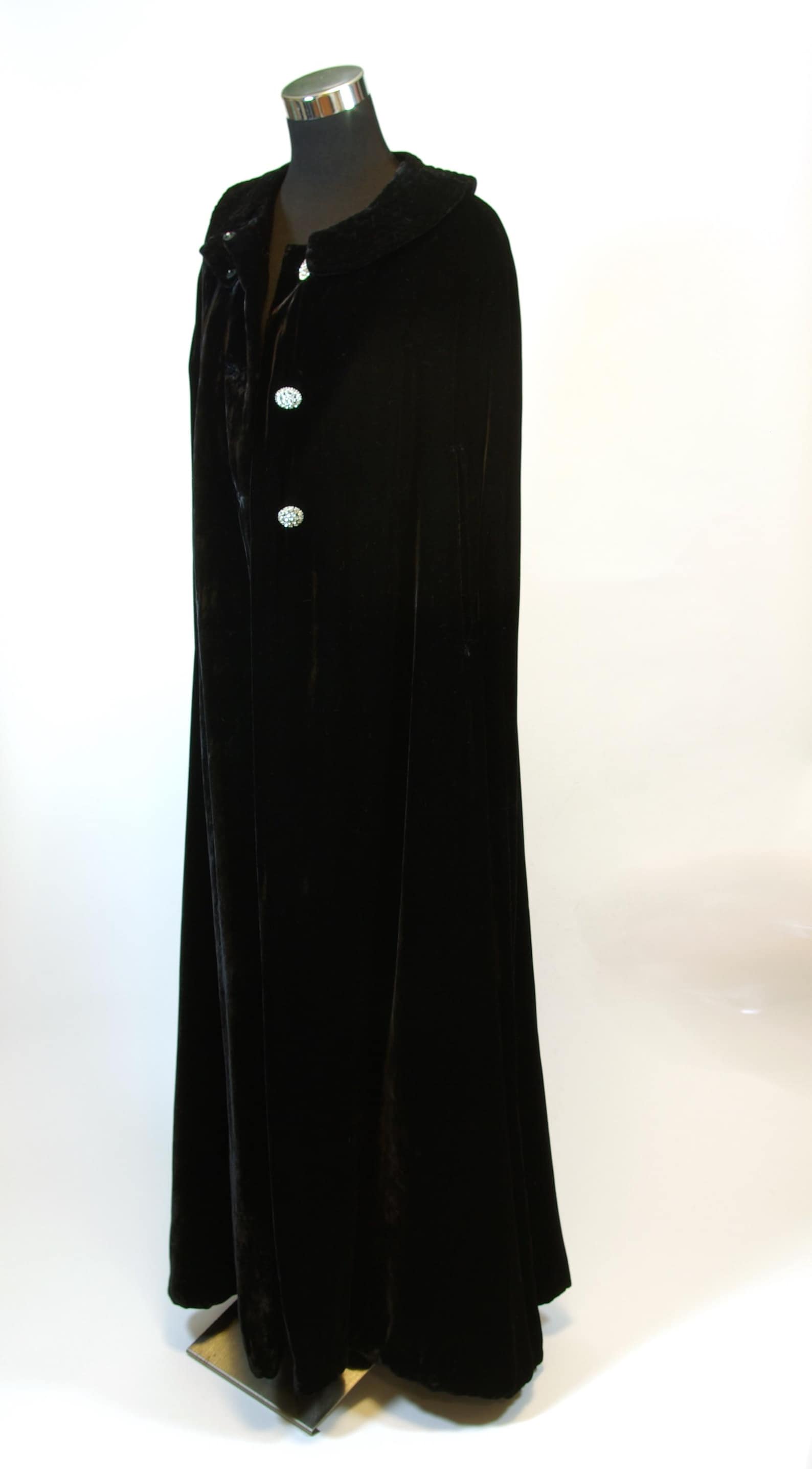 Luxe Black Velvet Full Length Collared Opera Cape With Rhinestone ...