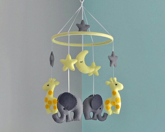 giraffe mobile for nursery