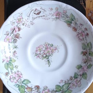 Brambly Hedge Summer Replacement Saucer.   Royal Doulton Fine Bone China Collectable.
