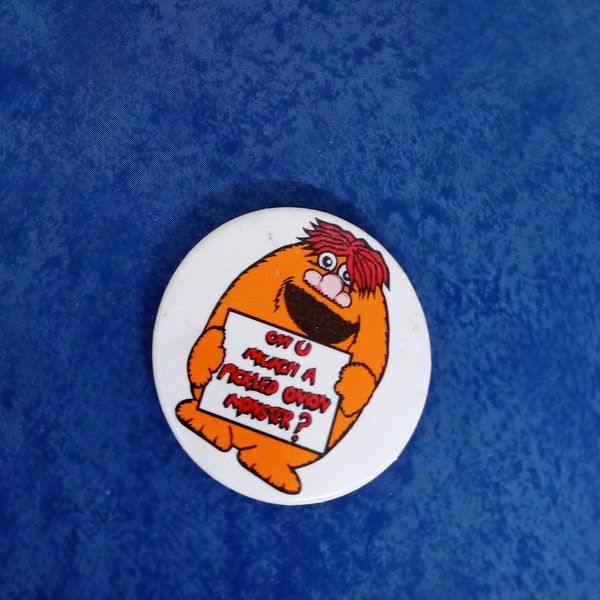 Monster Munch Badge. Pickled Onion Flavour Orange Monster. British Crisps c1990s. Cool Retro Pin Badges.