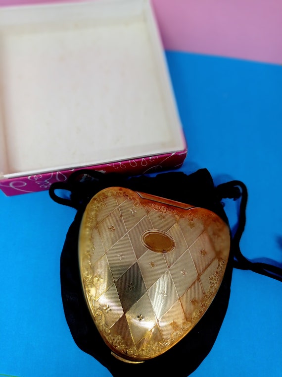Valentine's Heart Shaped Gold Powder Compact. Che… - image 3