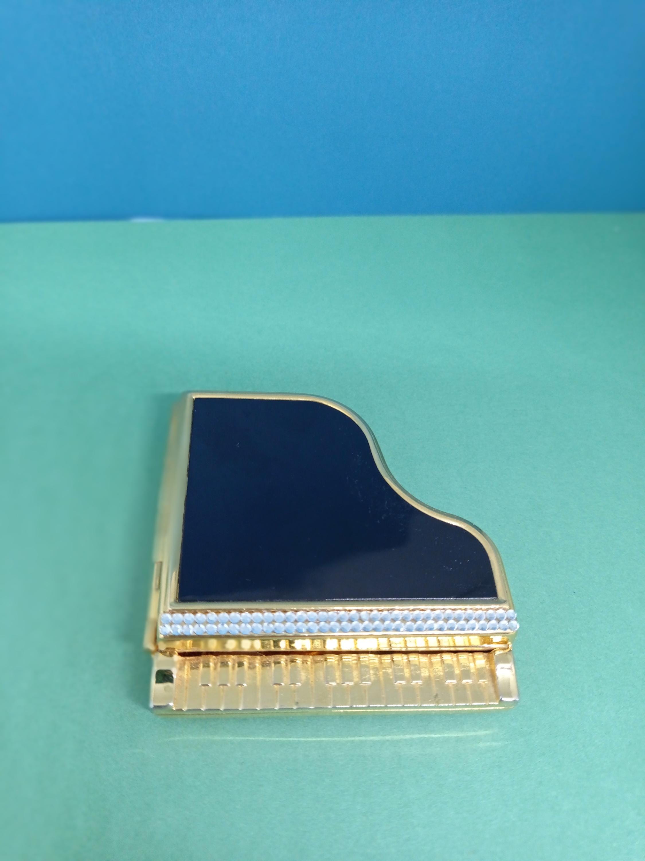 Estee lauder vintage compacts - Etsy 日本