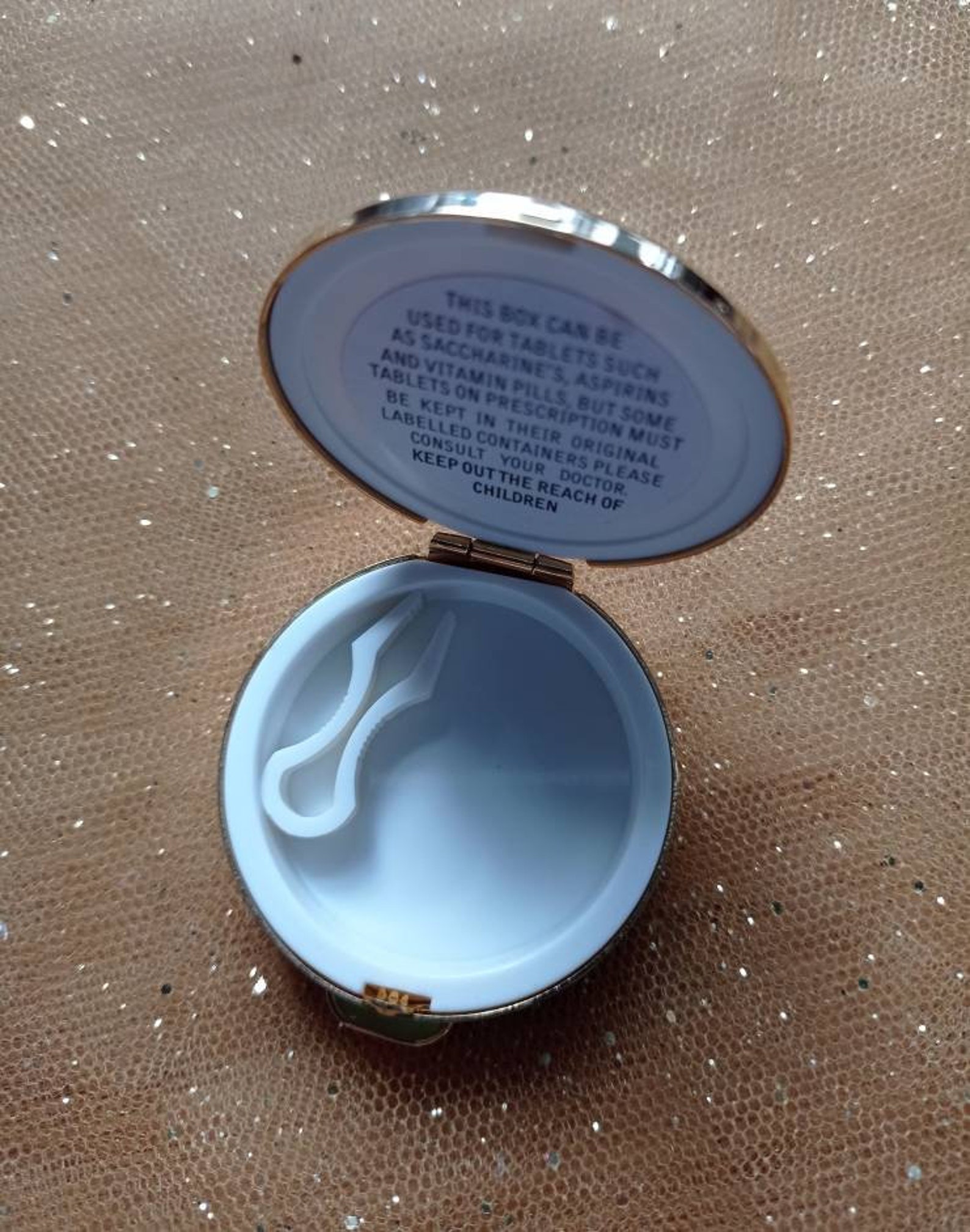 Pill With Crown On It Pill With Crown On It