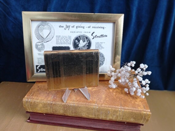 Gold Tone Rectangular Stratton Powder Compact  Op… - image 10