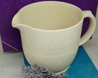 Jasmine Yellow Half Pint Jug by Woods Ware in Jasmine. Yellow Utility Ware 1940s Vintage