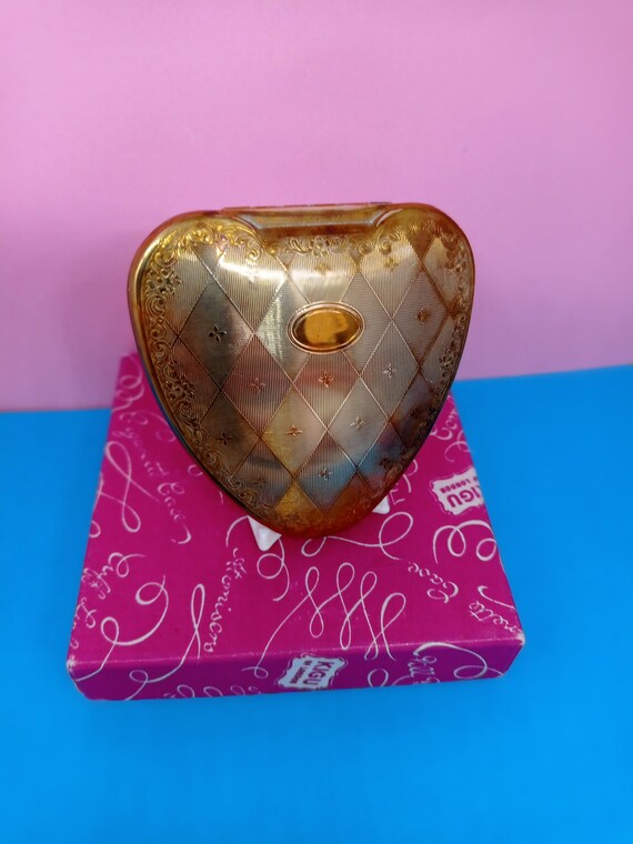 Valentine's Heart Shaped Gold Powder Compact. Che… - image 4