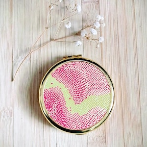 Coty Powder Compact 75th Anniversary. Limited Edition. Gold Plated. New Old Stock. Unused Compact with Original Puff.