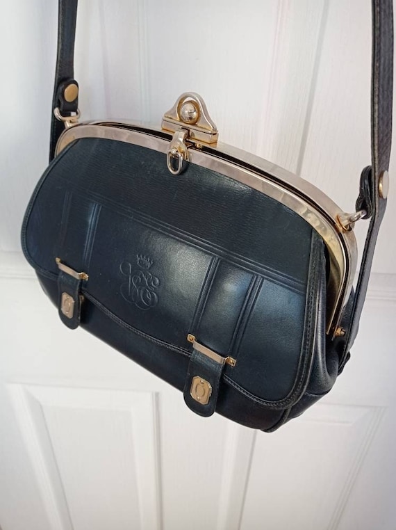 Express handbags online