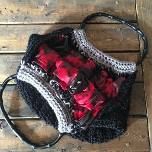 Crochet Fat Bottom Bag with Red and Black Lining image 2
