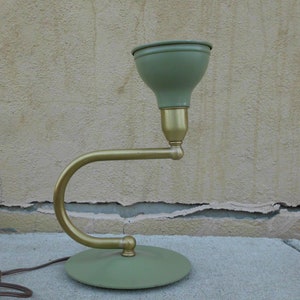 Mid Century Mod Avocado Green Metal Table Lamp