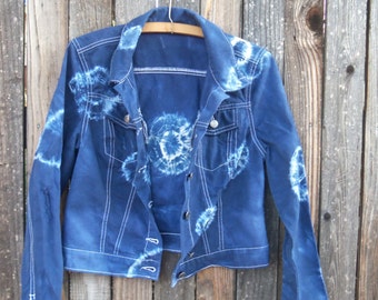 Upcycled Tie Dyed Distressed Blue and White Cropped Denim Jacket Size Small