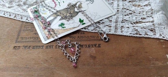 ピンククリスタルハートネックレス - Etsy 日本