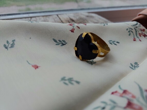 Black Heart Rhinestone Adjustable Ring - image 4