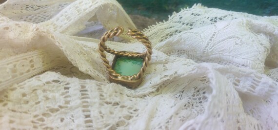 Medieval Green Stone Adjustable Ring - image 8
