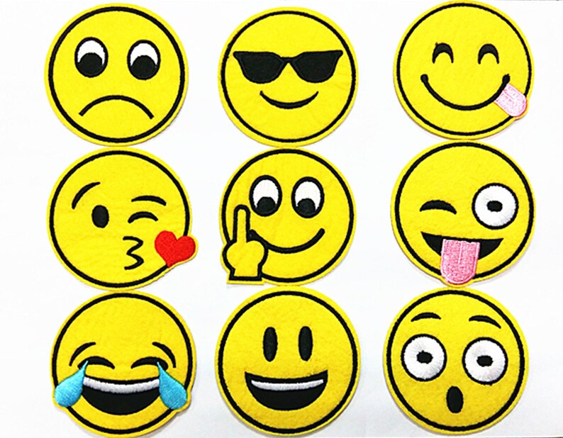 Эмодзи 7. Смайл 7. Упоротый колобок. Смайлы цифры. 7u7 смайл.