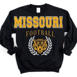 Missouri voetbalembleem oversized ontwerp | PNG-bestand (300 dpi) | Digitaal ontwerp | DTF | Zeefdruk | Direct downloaden