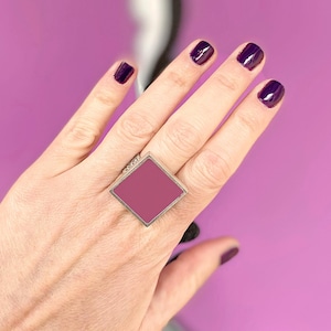 Magenta pink big square ring, made of resin, with an engraved band. Show your feminine and fun side with this unique ring