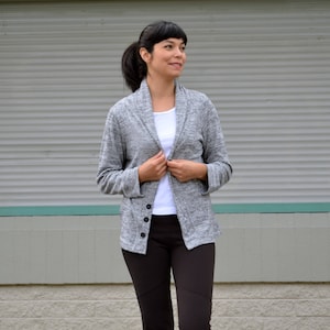 Julia Cardigan PDF sewing pattern and Sewing tutorial for women: Available in size 4 to 22 with a step by step printable sewing tutorial