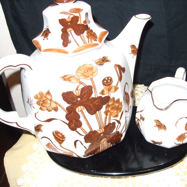Villeroy & Boch Gallo Lotosblute Gold Teapot and Creamer