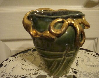 Vase vert et or