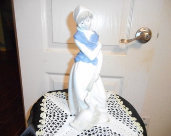 Mirmasu Porcelain Girl and Geese Figurine