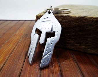 King Leonidas Μολών Λαβέ Spartan Helmet Aluminum Keychain  Molon Labe - Spartan Helmet Handmade - Greek Spartans History