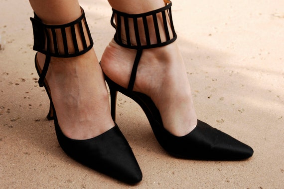 Vintage Manolo Blank Black Peau de Soie Anklet St… - image 5