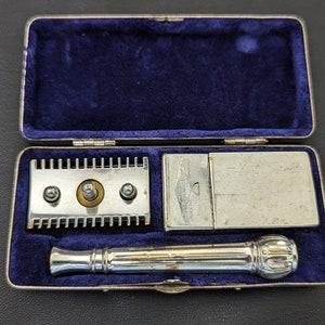 1910 Silver Plated Gillette ABC Pocket Edition Safety Razor image 1