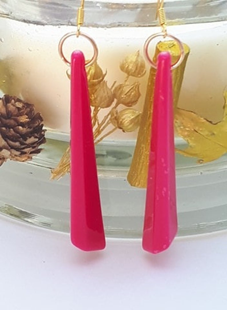 60/'s style Retro mary quant twiggy acrylic hand made oversized DANGLE earrings 60/'s style Red or deep Pink