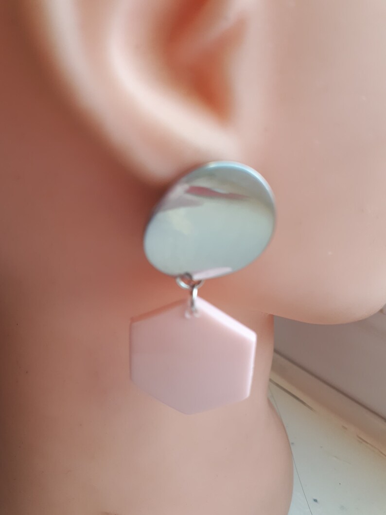 baby pink 60/'s design twiggy mary quant Lemon RETRO acrylic EARRINGS pierced ears baby blue