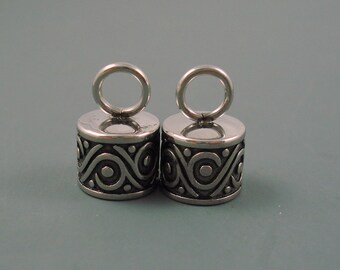 8MM Stainless Steel End Cap, TWO Pieces, Antique Silver Ornate Cap for Leather, Kumihimo or Cord (SSC8-1)