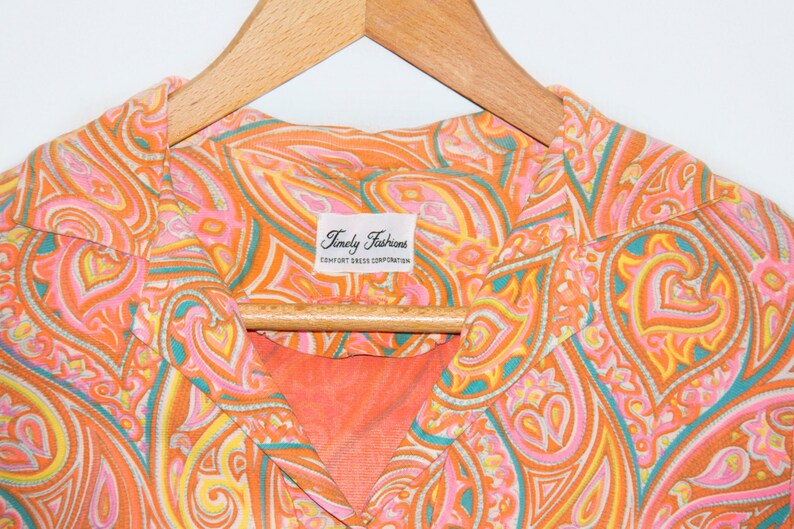Orange paisley Vintage Paisley shirt dress Signed Timely Fashions Bright Orange yellow teal Paisley Print