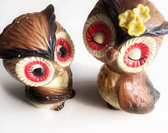 Owl salt and peppers, kitschy owl salt and peppers, owl cake toppers, vintage salt and peppers, made in Hong Kong