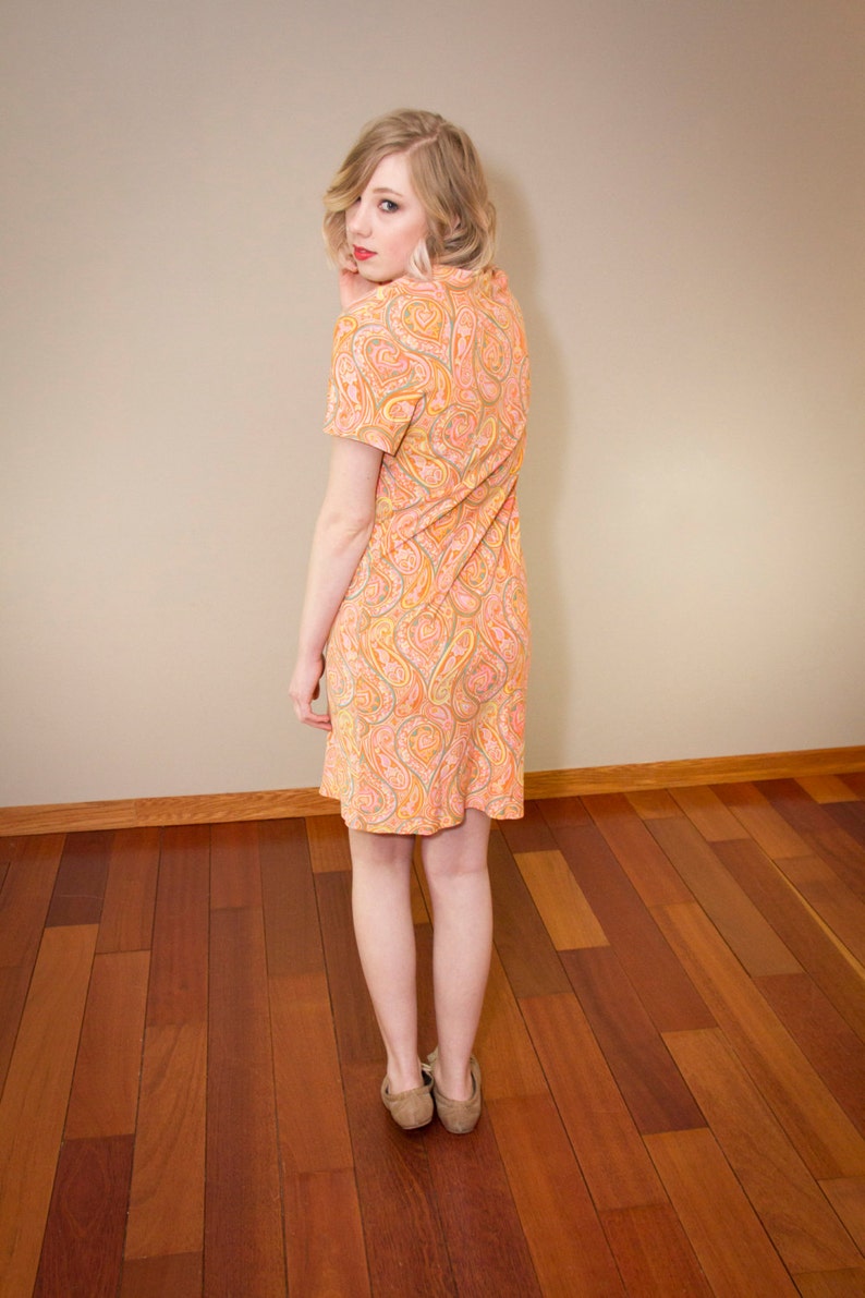 Orange paisley Vintage Paisley shirt dress Signed Timely Fashions Bright Orange yellow teal Paisley Print
