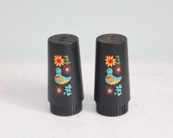 Retro Black Salt and Peppers, folk art salt and peppers, Red teal retro design, bird salt and peppers, 1960