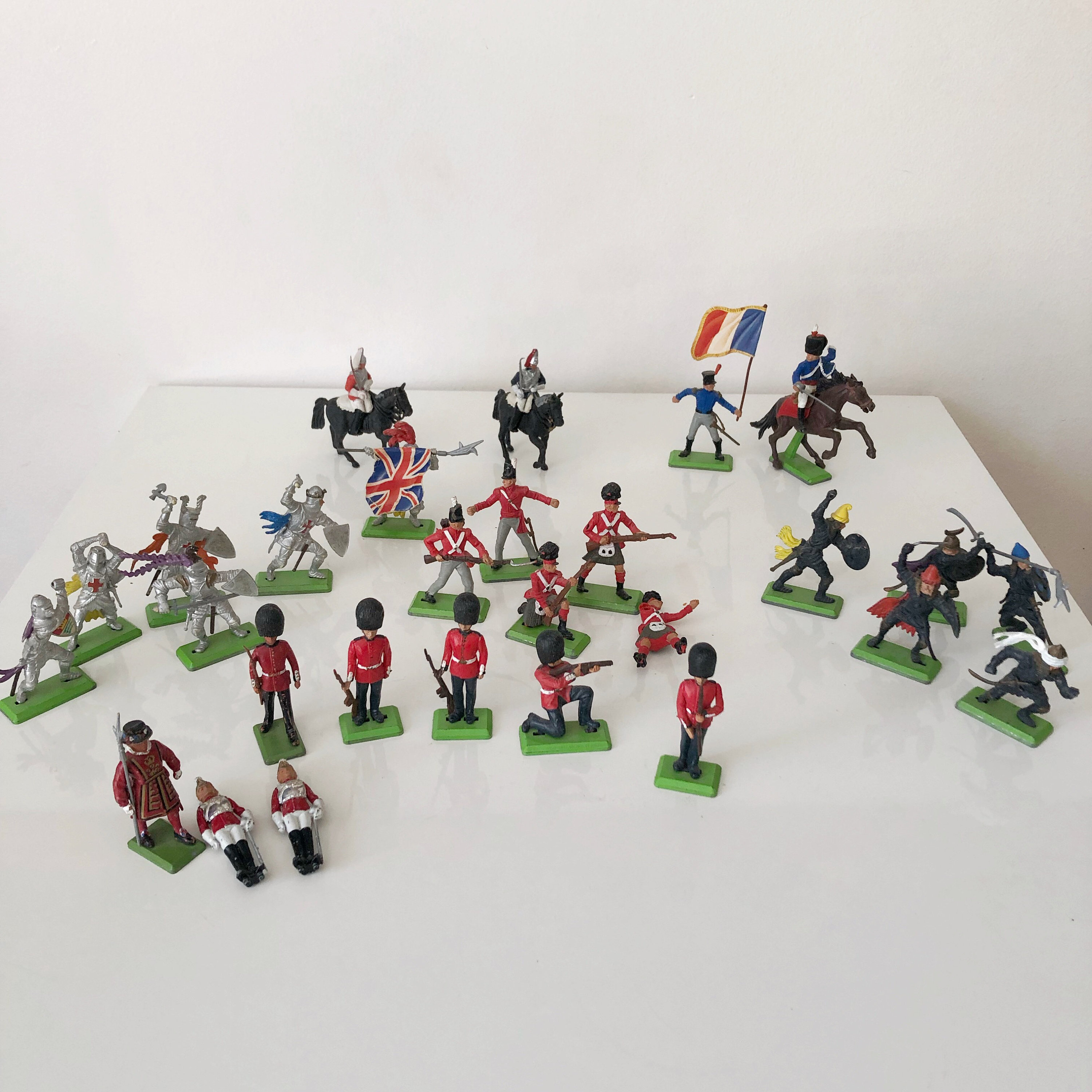 Hpory Soldat Militaire Jouet, 300 Pcs Militaire Figurines Set Y Com