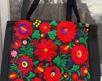 ハンガリー刺繍のハンドメイドトートバッグ｜カロチャの民芸品