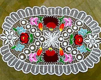 Kalocsa floral vintage doily, dentelle taillée de style Richelieu, brodée hongroise