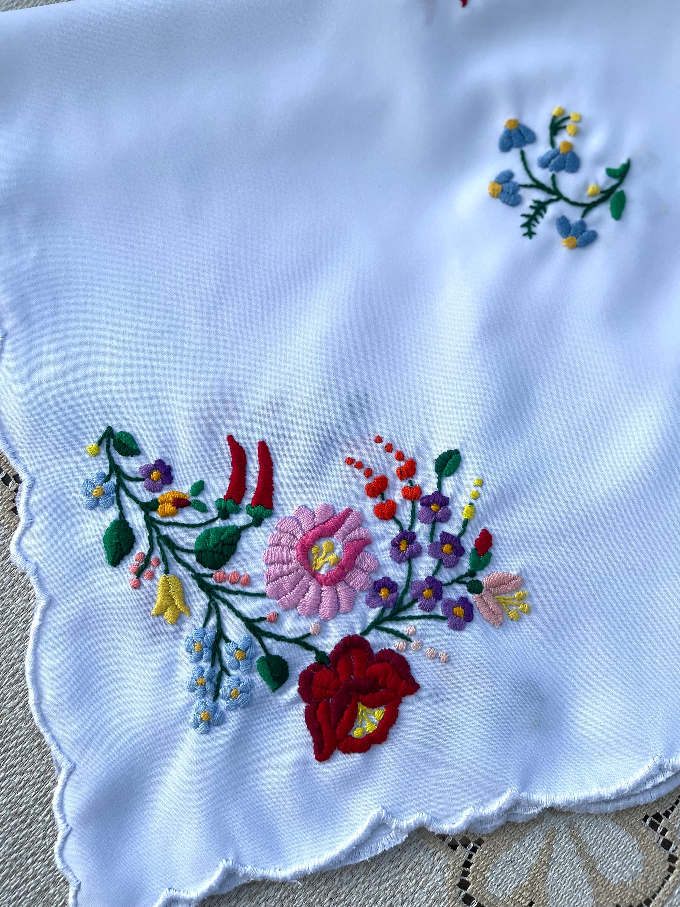 ダイニングテーブル Vintage Hungarian Table il_fullxfull.5954901293_lt2z.jpg