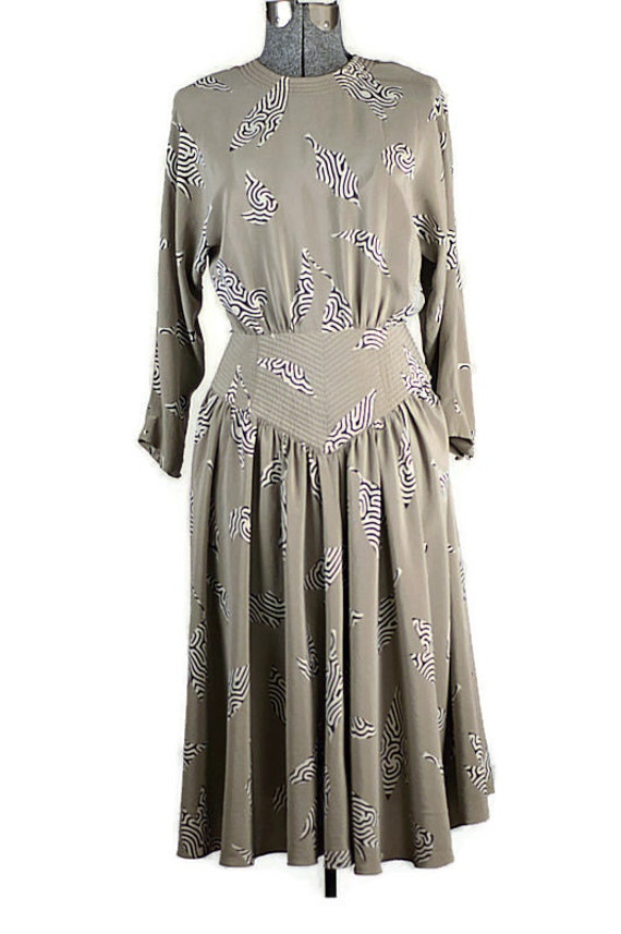 Vintage 1980s Zebra Abstract Print Silk Day Dress… - image 1