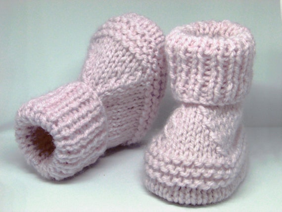 Stay-On Baby Booties (in 3 gauges) Pattern – Churchmouse Yarns & Teas