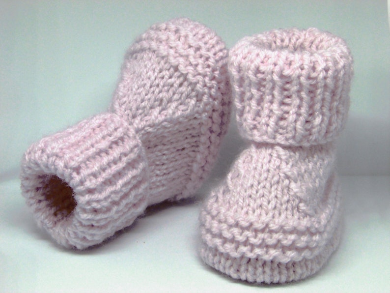 PDF baby knitting pattern to knit baby booties shoes bootees in 3 sizes newborn, 0-3 months and 3-6 months, English only, 94 image 1