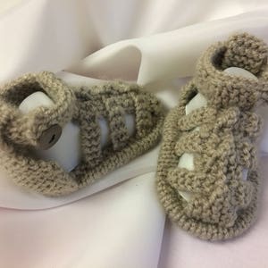 KNITTING PATTERN 56 pdf instant download baby summer sandals booties shoes boys or girls to knit in size 0-3 months image 4