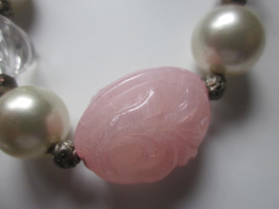 sweet little pearl like necklace with pink center - image 2