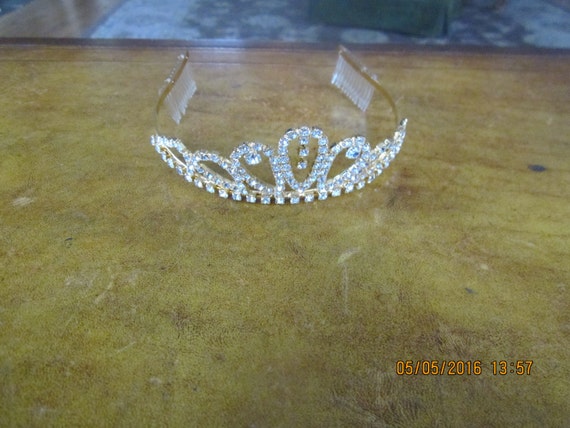 crown - image 1